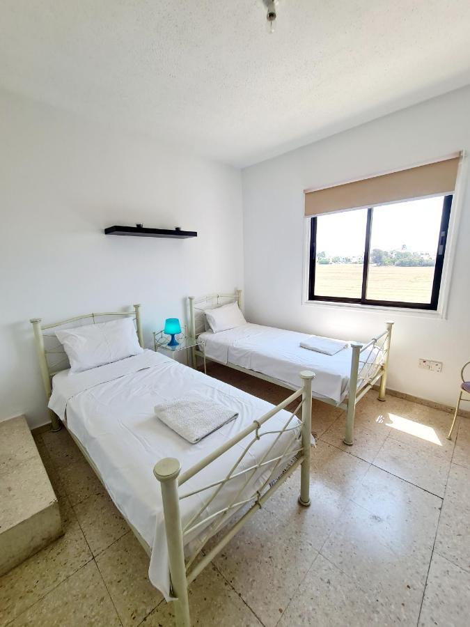 Apartament 2 Bedroom Townhouse, Close To Harbour, Use Of Onsite Facilities Pafos