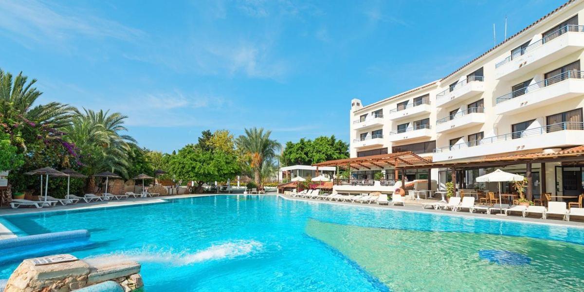 Apartament 2 Bedroom Townhouse, Close To Harbour, Use Of Onsite Facilities